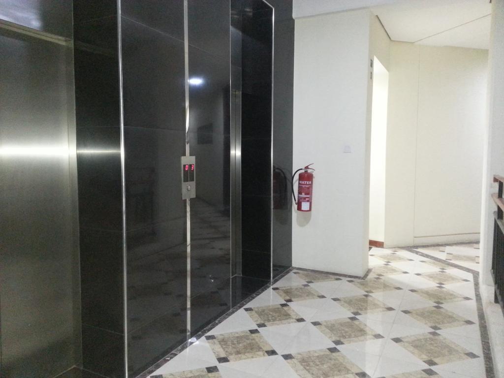 Ferienwohnung Al Hamra Plaza Manama Exterior foto