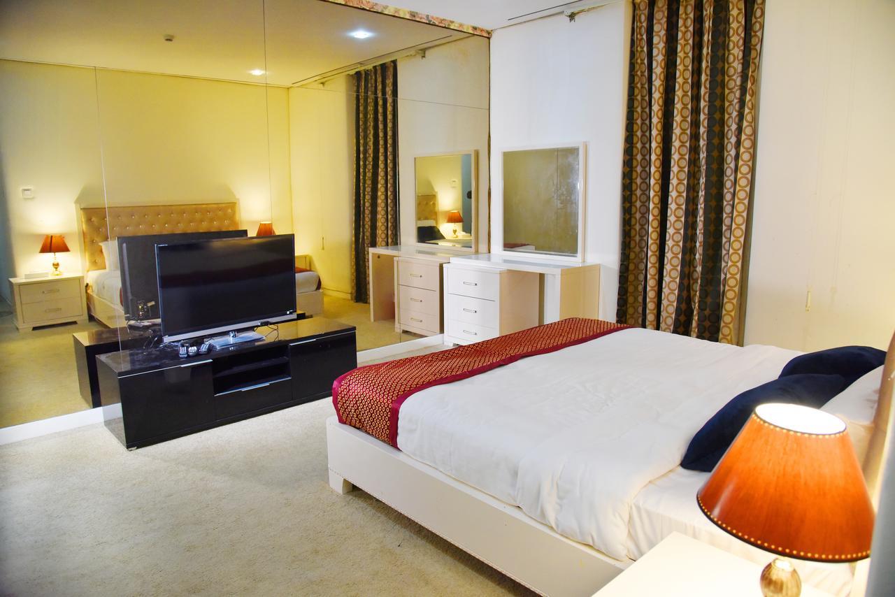 Ferienwohnung Al Hamra Plaza Manama Zimmer foto