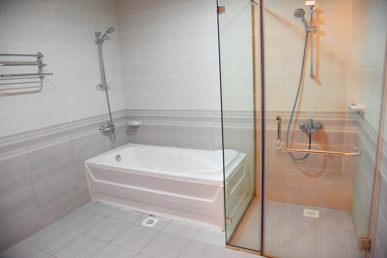 Ferienwohnung Al Hamra Plaza Manama Zimmer foto