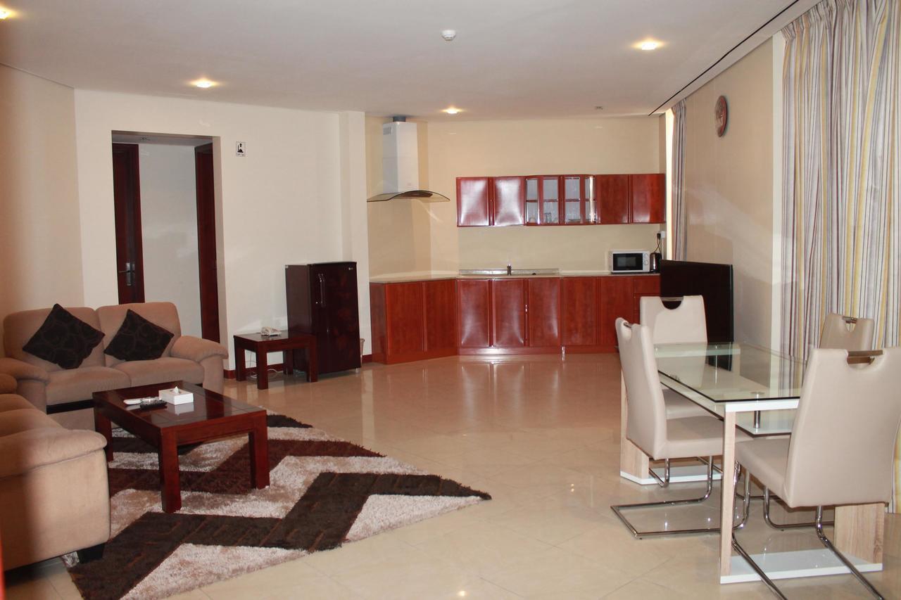 Ferienwohnung Al Hamra Plaza Manama Zimmer foto