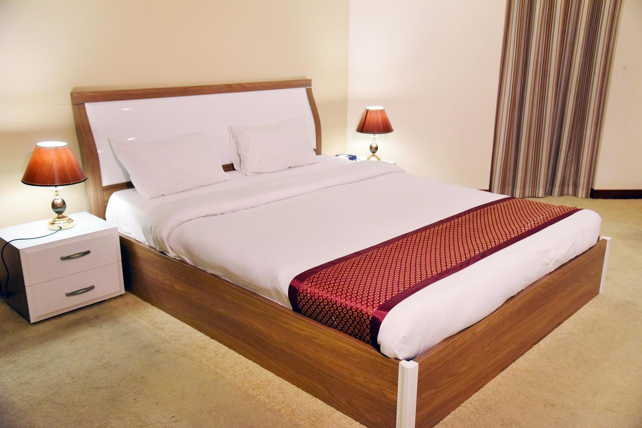 Ferienwohnung Al Hamra Plaza Manama Exterior foto